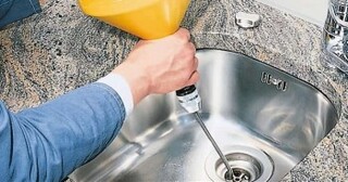 Устранение засоров в трубах и канализации в Ухте в октябре