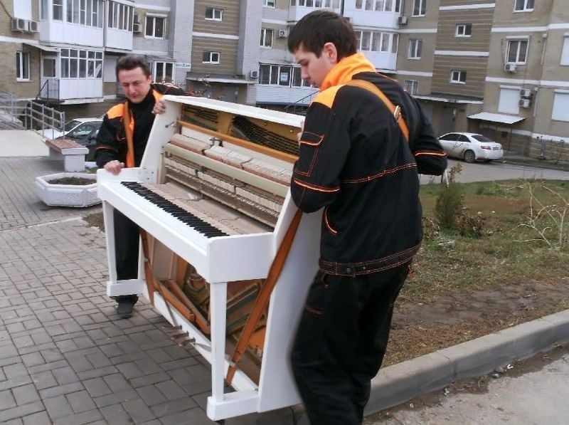 Перевозка пианино и рояля в Ухте — цена от 810 руб., грузчики, упаковка — Мастер24